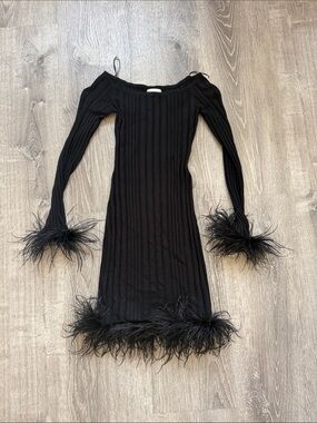 Milly : Off-Shoulder Black Feather-Trim Knit Dress/ P